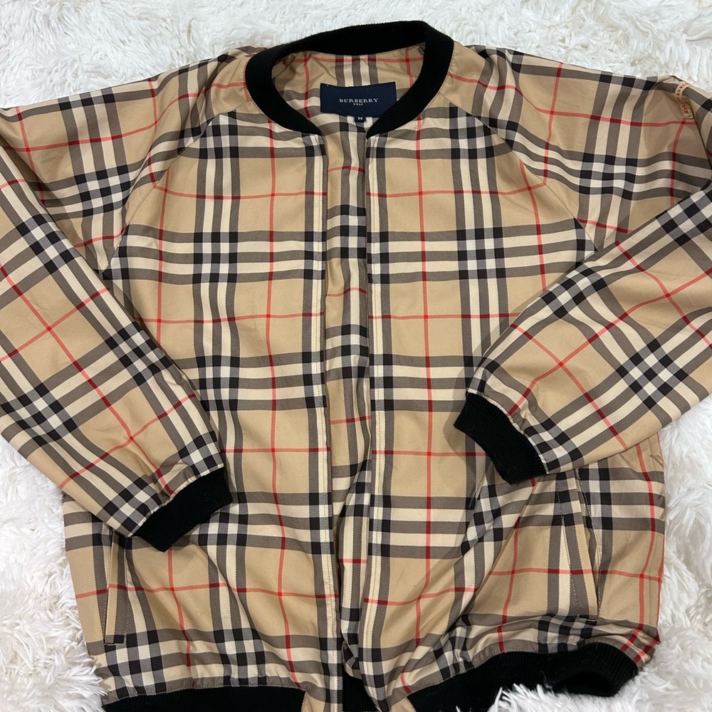 Burberry Golf Nova Check Light
Jacket, Women's (Size Medium)